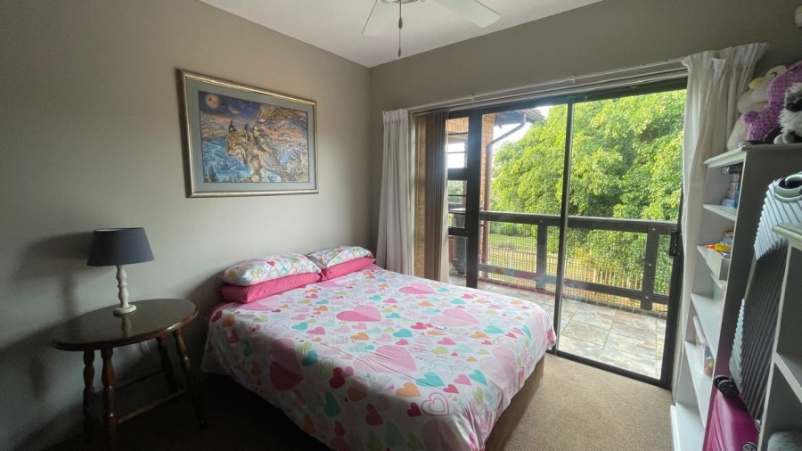 4 Bedroom Property for Sale in Blue Bend Eastern Cape